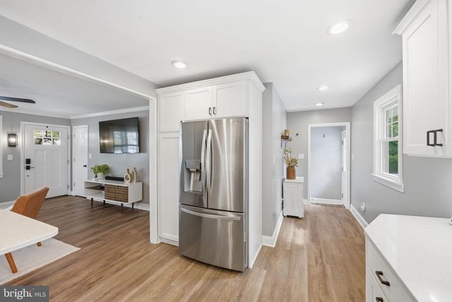 1207 MCCURLEY AVE, Catonsville, MD 21228