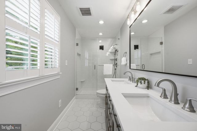 1207 MCCURLEY AVE, Catonsville, MD 21228