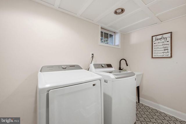1207 MCCURLEY AVE, Catonsville, MD 21228