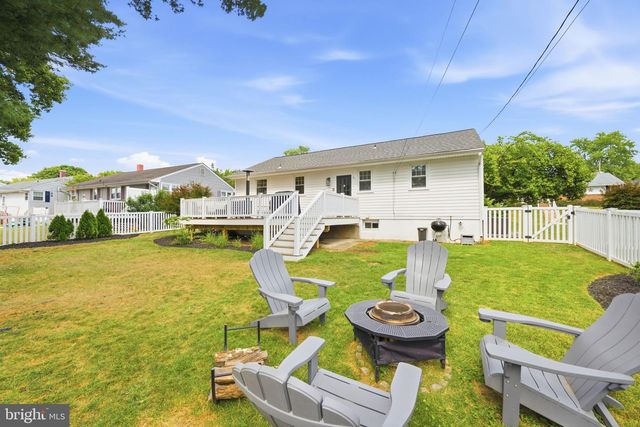 1207 MCCURLEY AVE, Catonsville, MD 21228