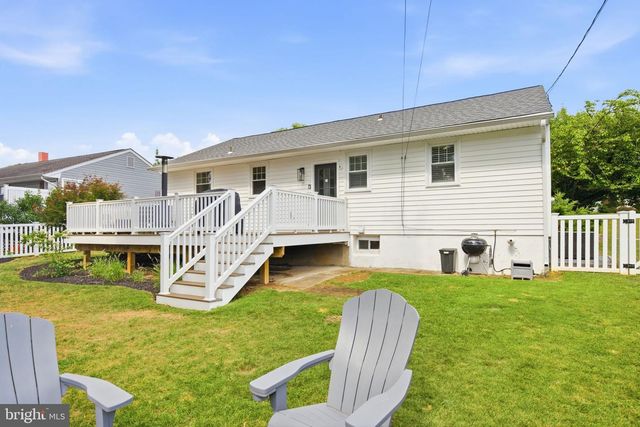 1207 MCCURLEY AVE, Catonsville, MD 21228