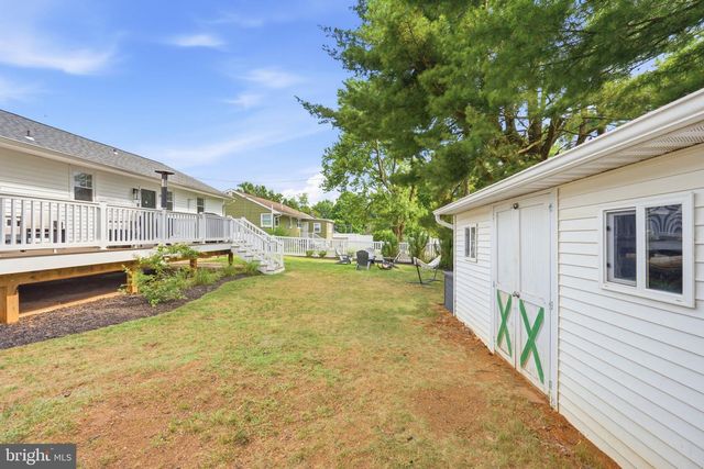 1207 MCCURLEY AVE, Catonsville, MD 21228