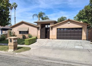 4550 N Holt Avenue, Fresno, CA 93705