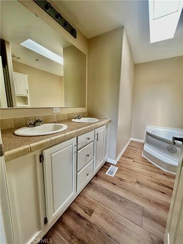 1536 S State Street 119, Hemet, CA 92543