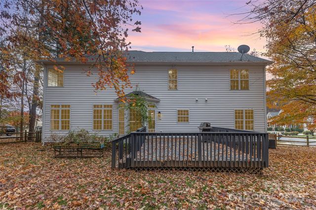 884 Clonmel Drive, Matthews, NC 28104