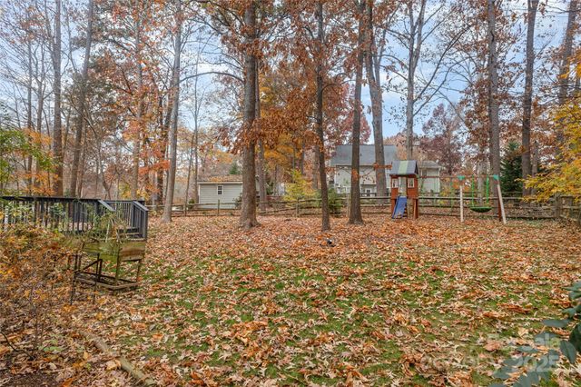 884 Clonmel Drive, Matthews, NC 28104