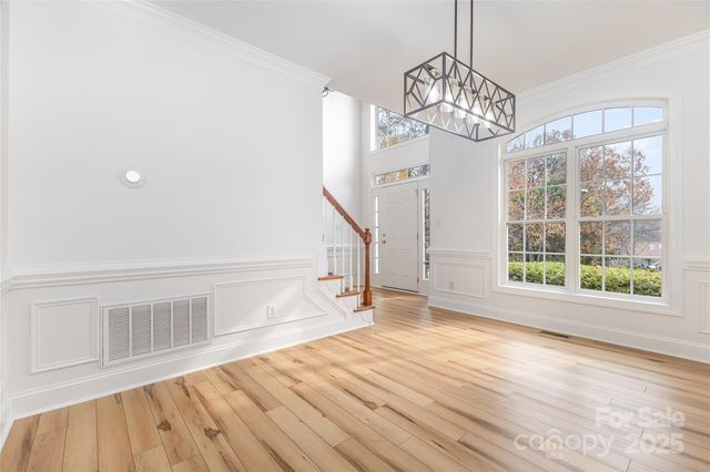 884 Clonmel Drive, Matthews, NC 28104