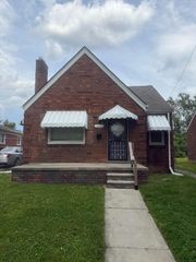 12656 Mettetal Street, Detroit, MI 48227