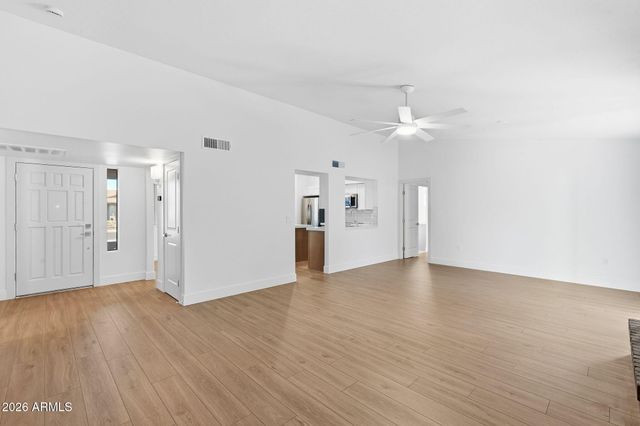 7438 E PUEBLO Avenue, Mesa, AZ 85208