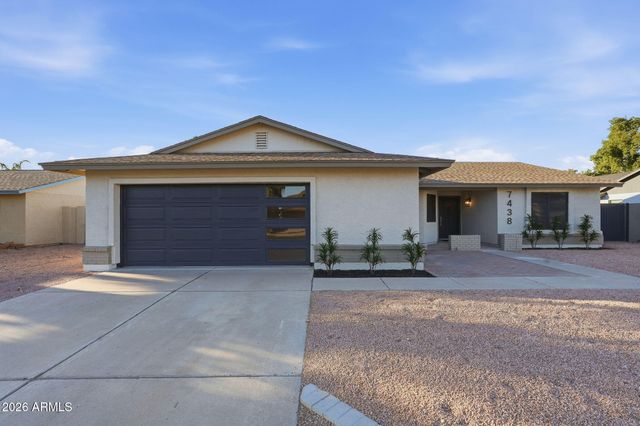 7438 E PUEBLO Avenue, Mesa, AZ 85208