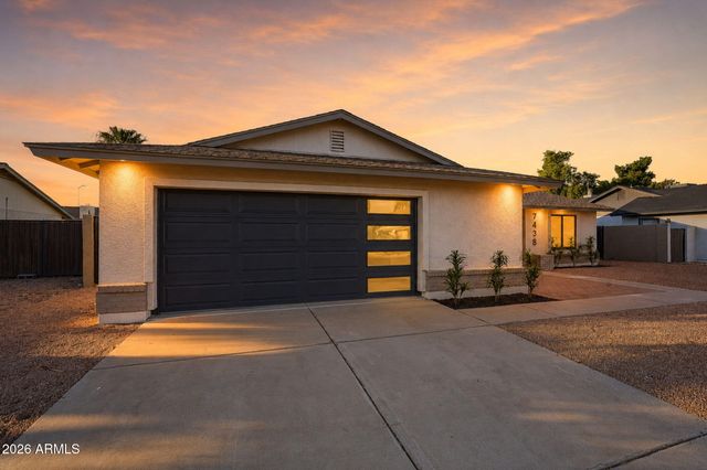 7438 E PUEBLO Avenue, Mesa, AZ 85208