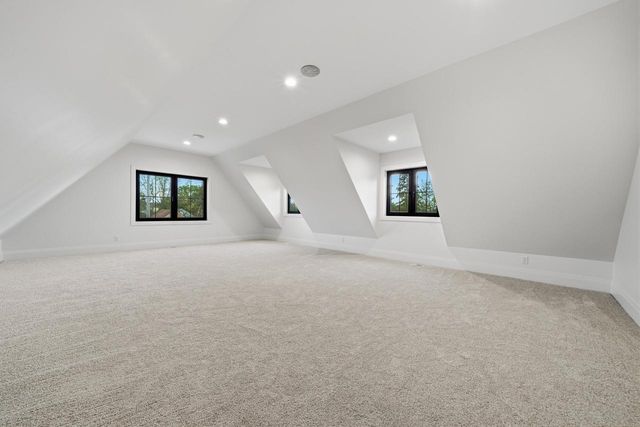 833 Wisconsin STREET, Lake Geneva, WI 53147