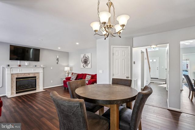 5684 ASSATEAGUE PL, Manassas, VA 20112