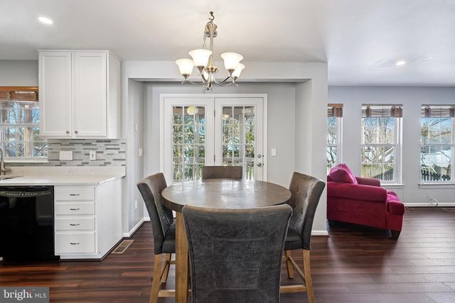 5684 ASSATEAGUE PL, Manassas, VA 20112