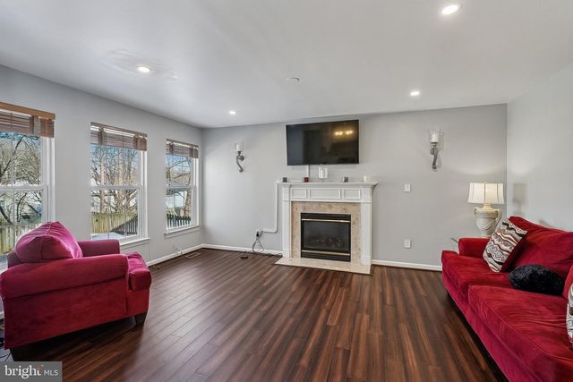 5684 ASSATEAGUE PL, Manassas, VA 20112