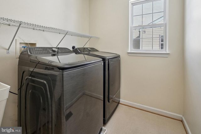 5684 ASSATEAGUE PL, Manassas, VA 20112