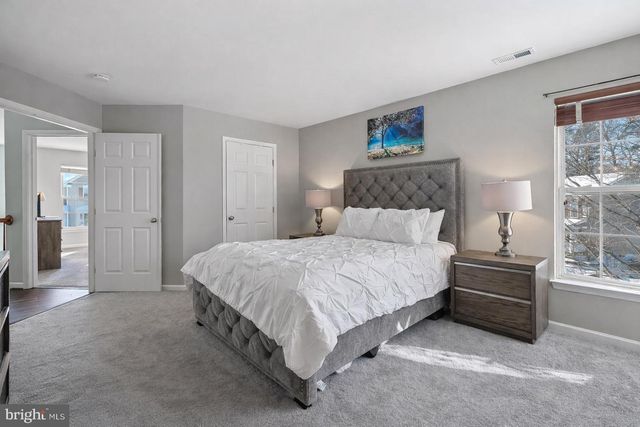 5684 ASSATEAGUE PL, Manassas, VA 20112