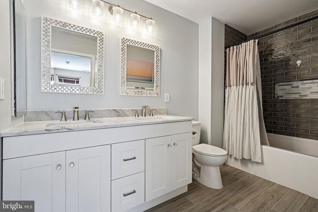 5684 ASSATEAGUE PL, Manassas, VA 20112