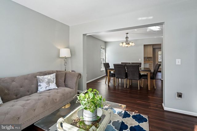 5684 ASSATEAGUE PL, Manassas, VA 20112