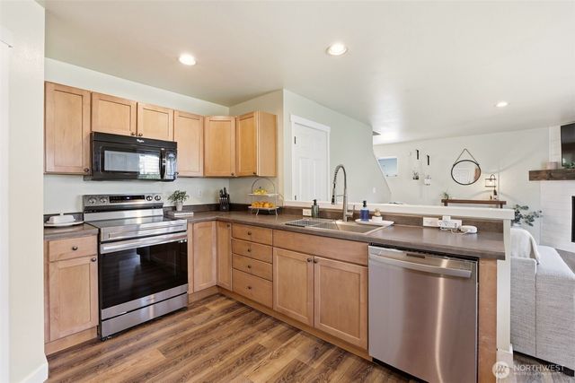 21614 SE 297th Street, Kent, WA 98042