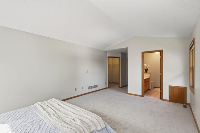 1781 Brighton Trail, Woodbury, MN 55125