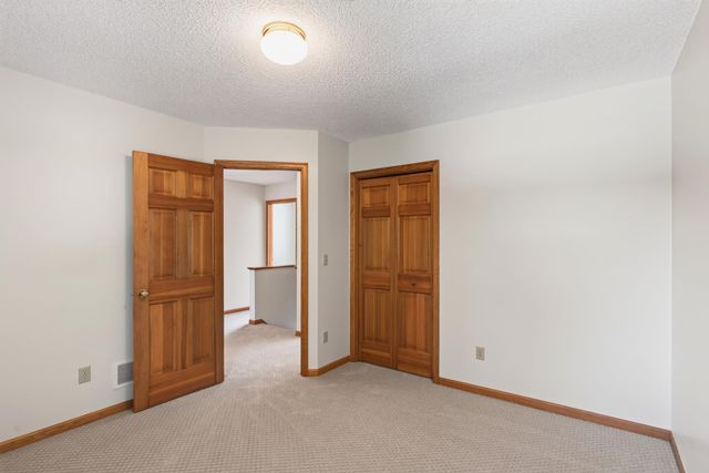 1781 Brighton Trail, Woodbury, MN 55125