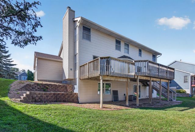 1781 Brighton Trail, Woodbury, MN 55125