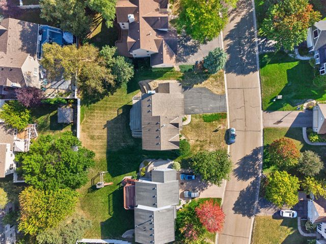 1781 Brighton Trail, Woodbury, MN 55125