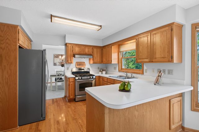 1781 Brighton Trail, Woodbury, MN 55125