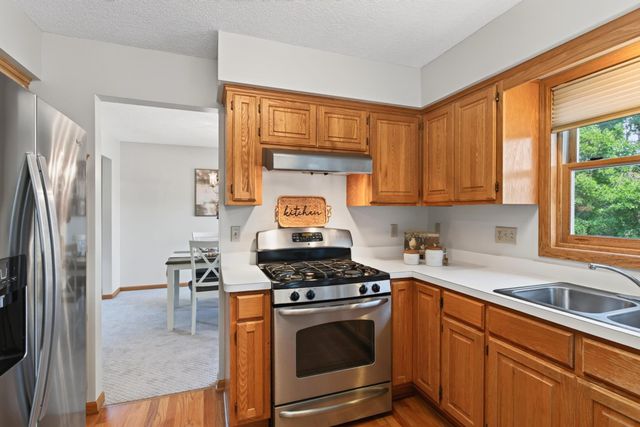 1781 Brighton Trail, Woodbury, MN 55125