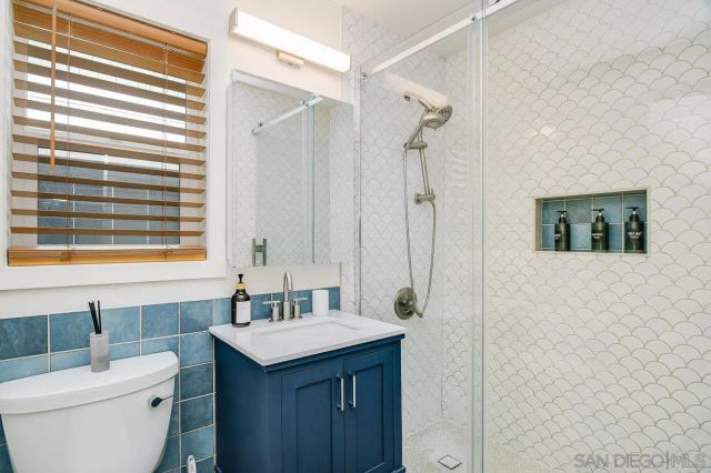 807 Dover Court, San Diego, CA 92109