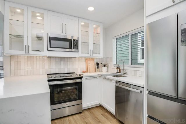 807 Dover Court, San Diego, CA 92109