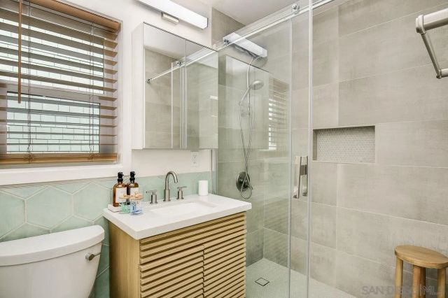 807 Dover Court, San Diego, CA 92109