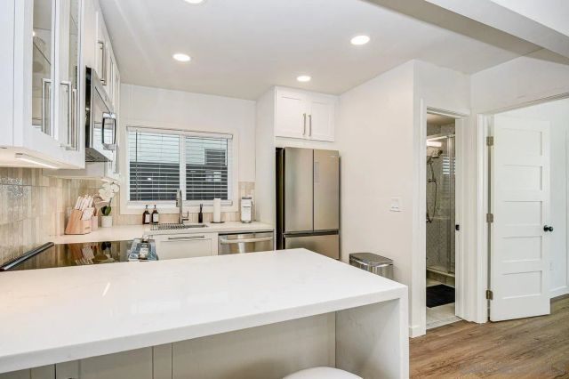 807 Dover Court, San Diego, CA 92109