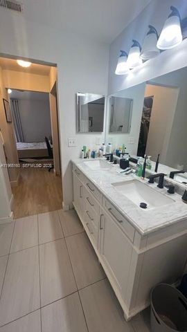 11065 NW 38th Pl, Sunrise, FL 33351