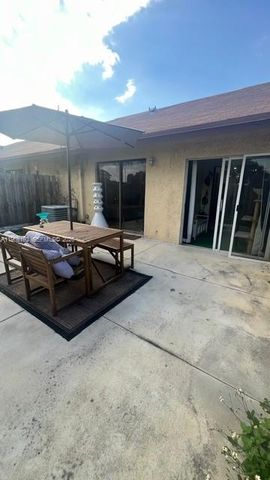 11065 NW 38th Pl, Sunrise, FL 33351
