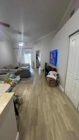 11065 NW 38th Pl, Sunrise, FL 33351