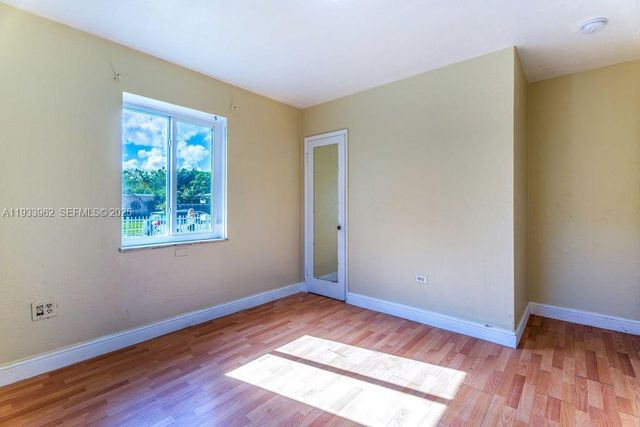 1265 NE 142nd St, North Miami, FL 33161