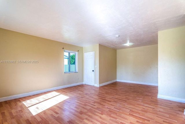 1265 NE 142nd St, North Miami, FL 33161