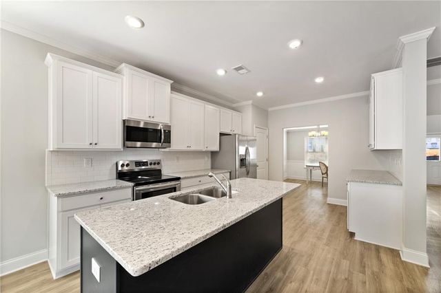 31 Vaux Way, Newnan, GA 30263