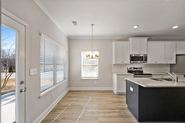 31 Vaux Way, Newnan, GA 30263