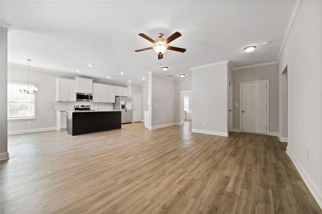 31 Vaux Way, Newnan, GA 30263