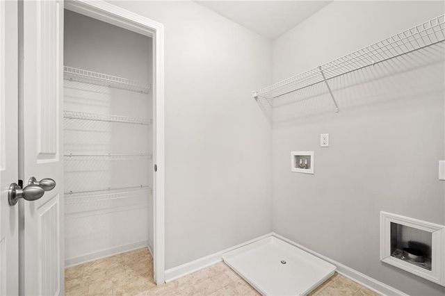 31 Vaux Way, Newnan, GA 30263