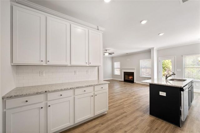 31 Vaux Way, Newnan, GA 30263