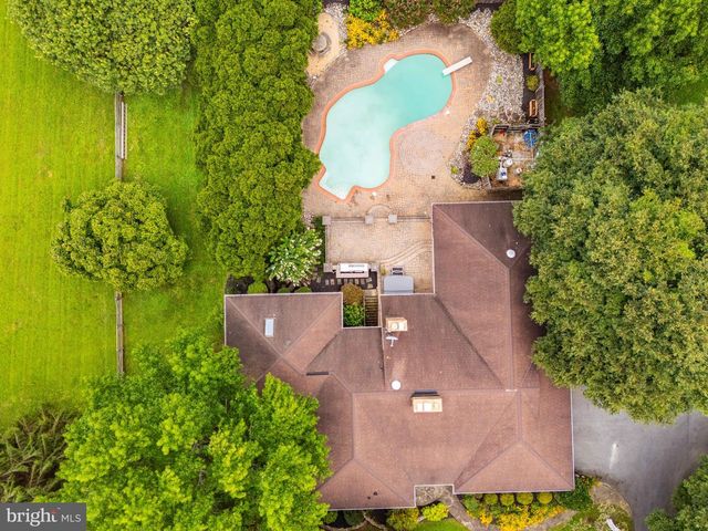 1050 STREAKER RD, Eldersburg, MD 21784