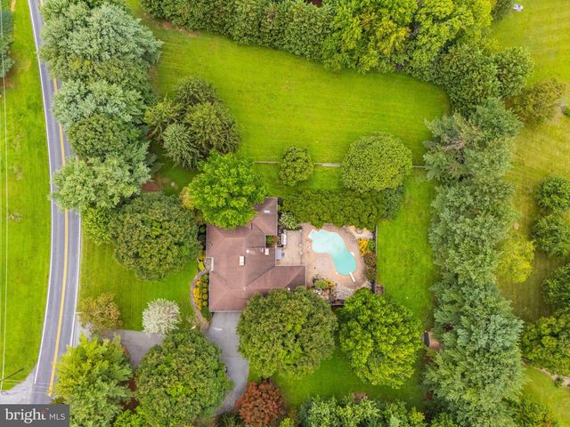 1050 STREAKER RD, Eldersburg, MD 21784