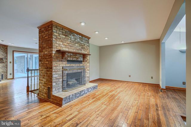 1050 STREAKER RD, Eldersburg, MD 21784