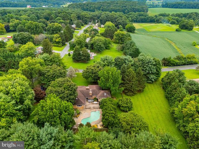 1050 STREAKER RD, Eldersburg, MD 21784