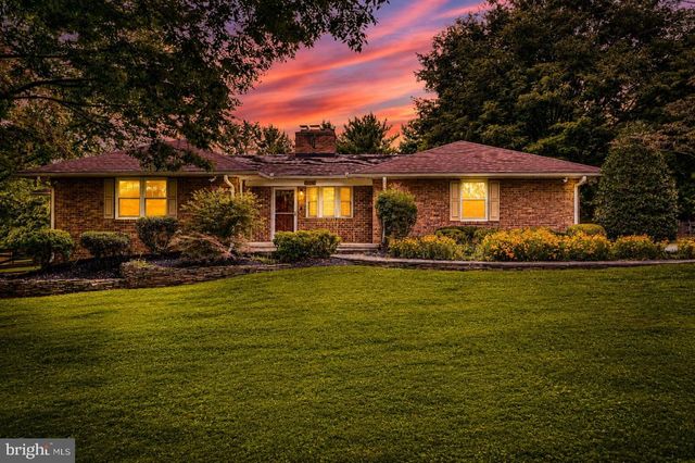1050 STREAKER RD, Eldersburg, MD 21784