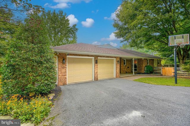 1050 STREAKER RD, Eldersburg, MD 21784